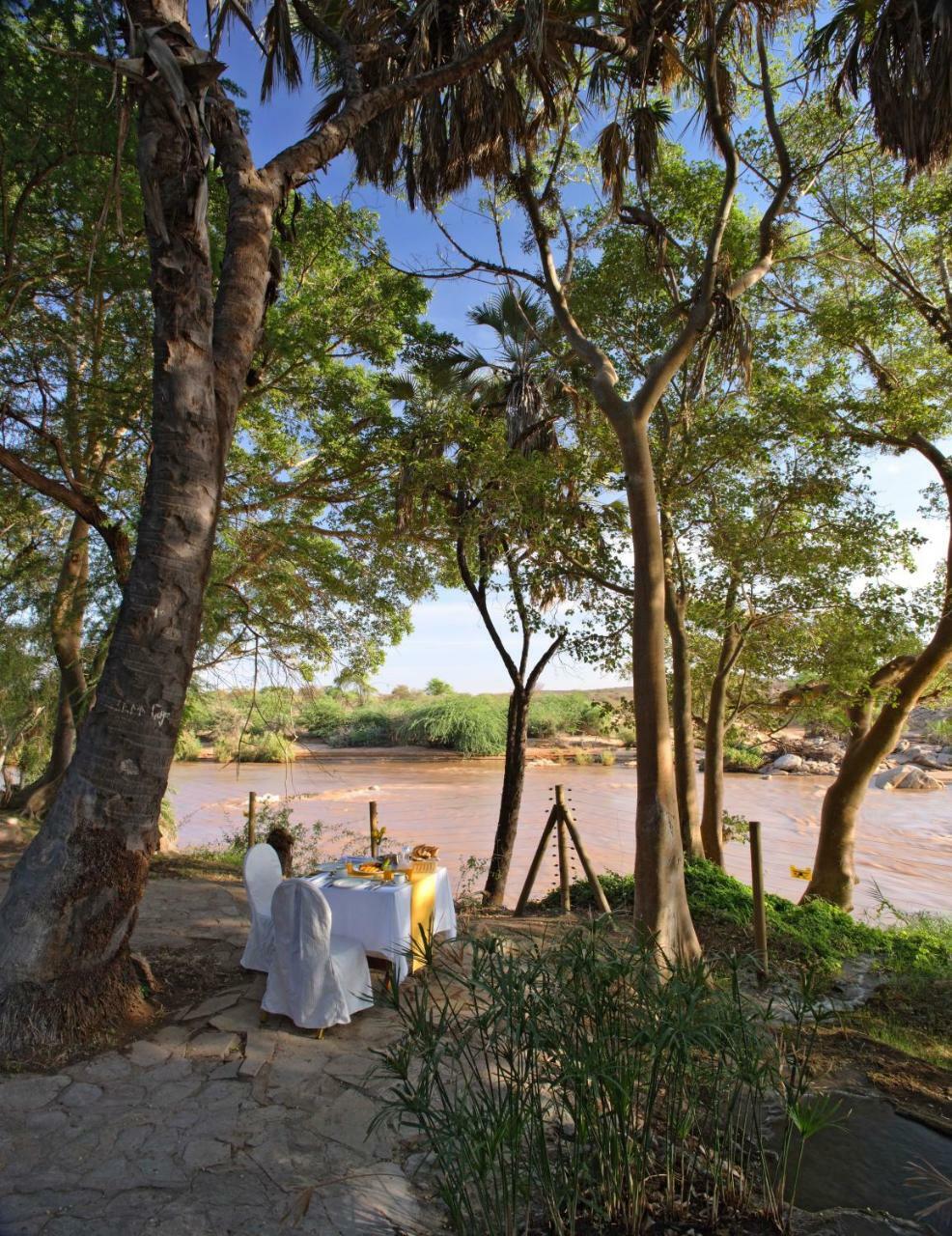 Sarova Shaba Game Lodge Archers Post Kültér fotó